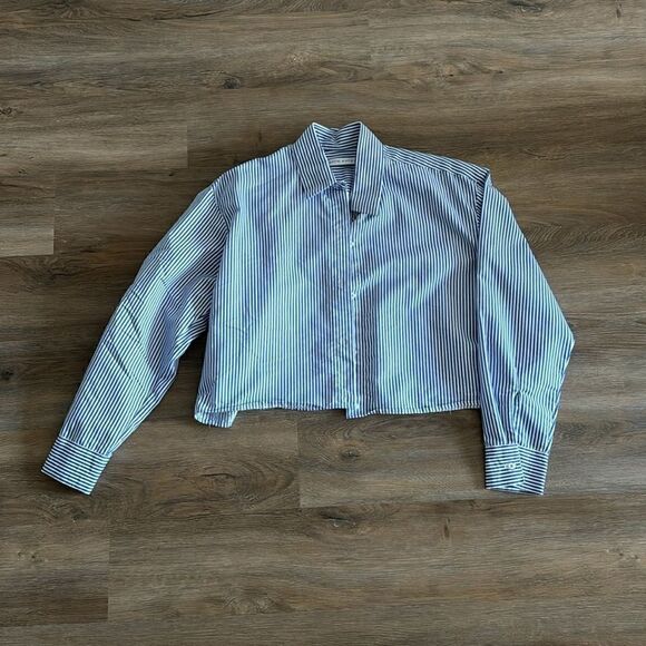 Effie Kats Striped Cropped Shirt - Picture 3 of 4